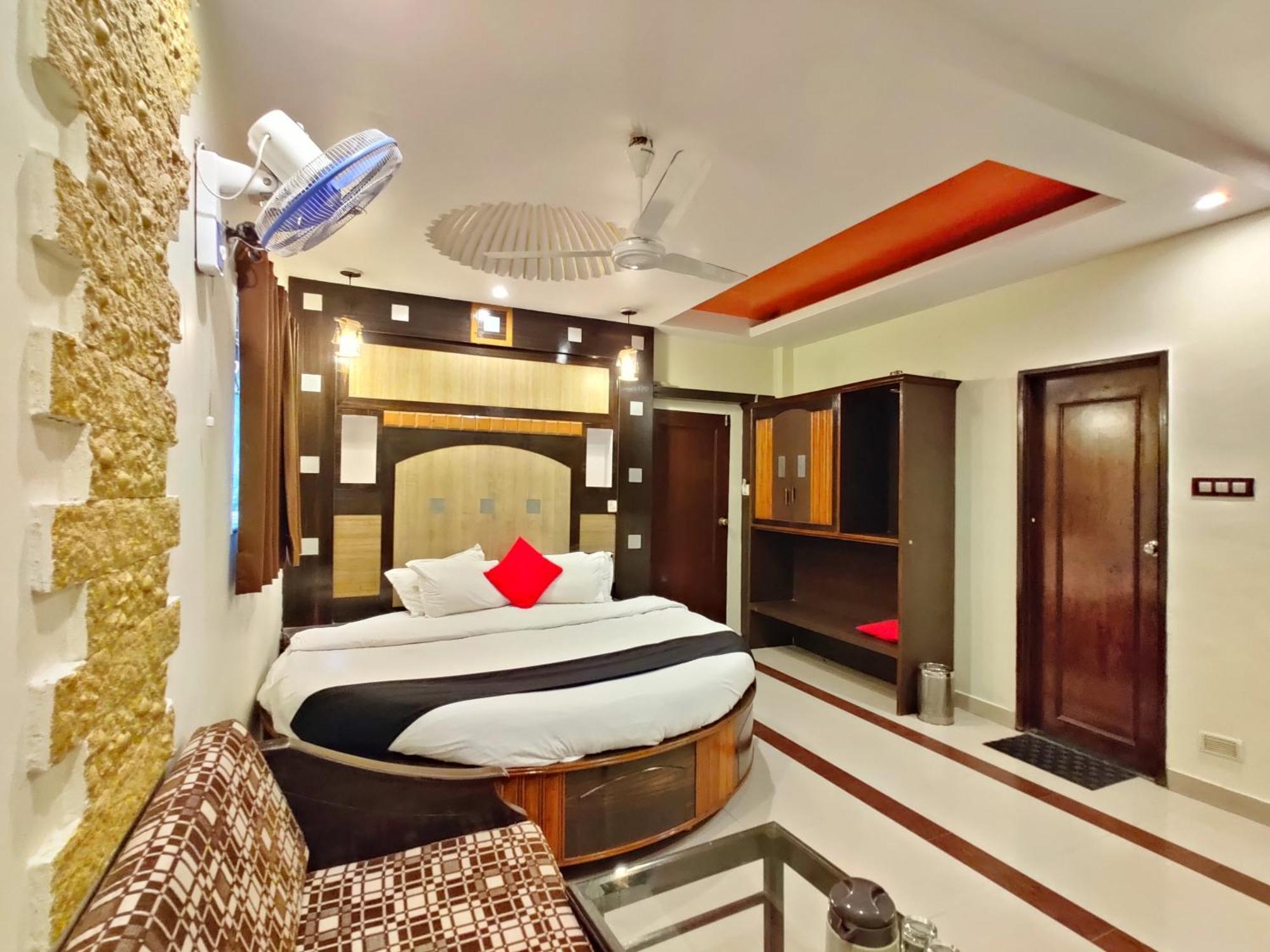 Hotel Pratap Heritage Mahābaleshwar Exteriör bild