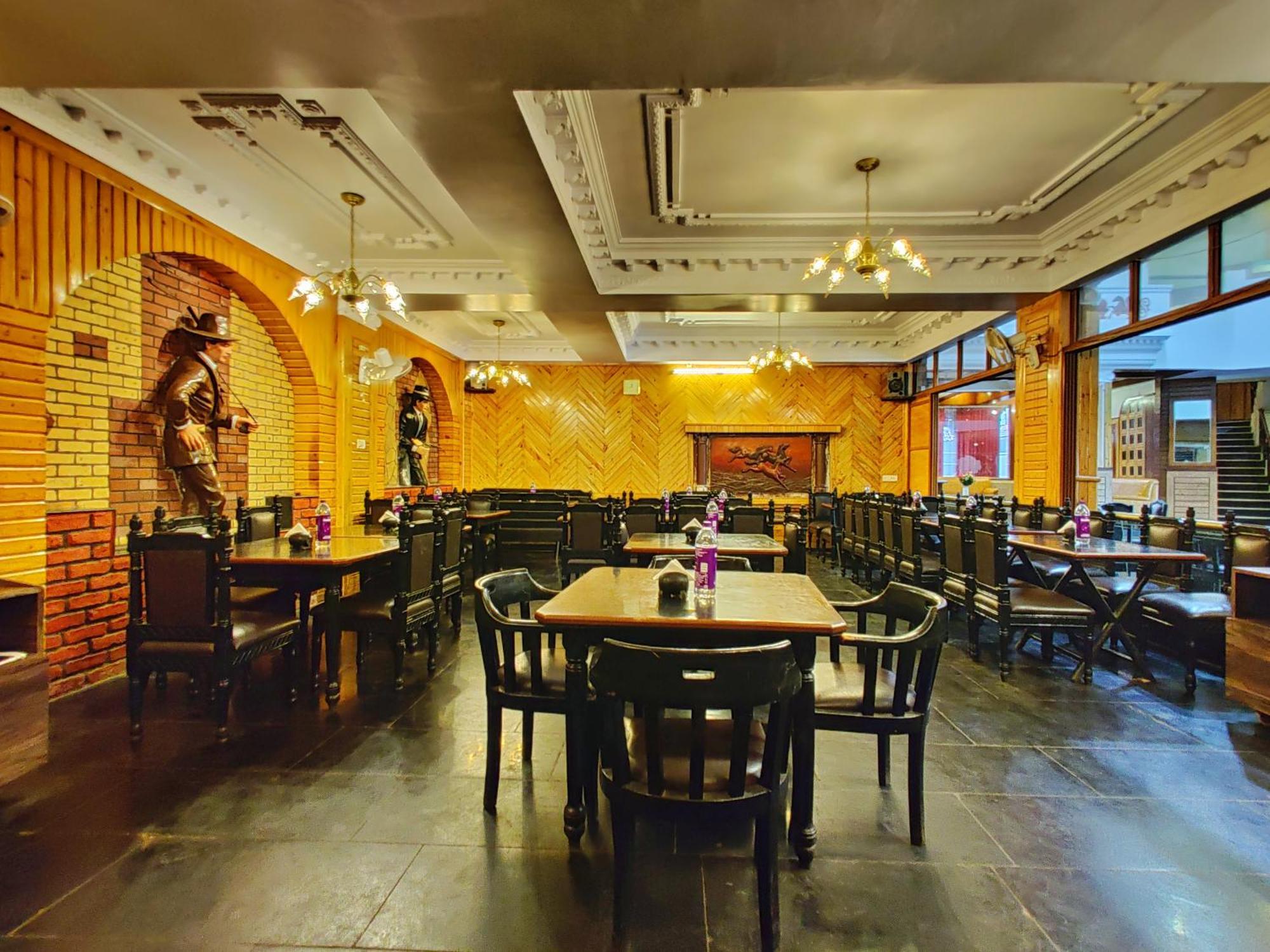 Hotel Pratap Heritage Mahābaleshwar Exteriör bild