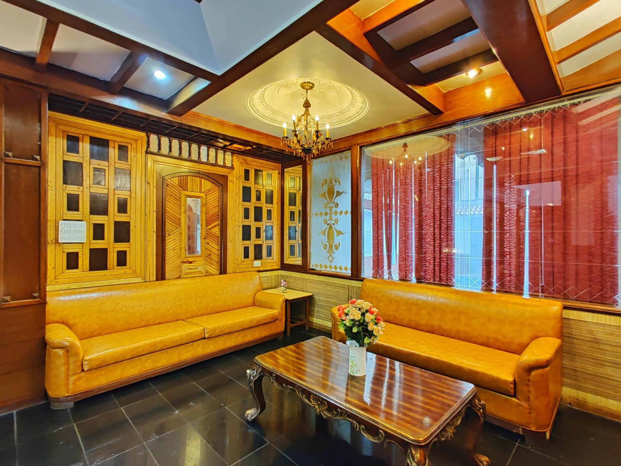 Hotel Pratap Heritage Mahābaleshwar Exteriör bild