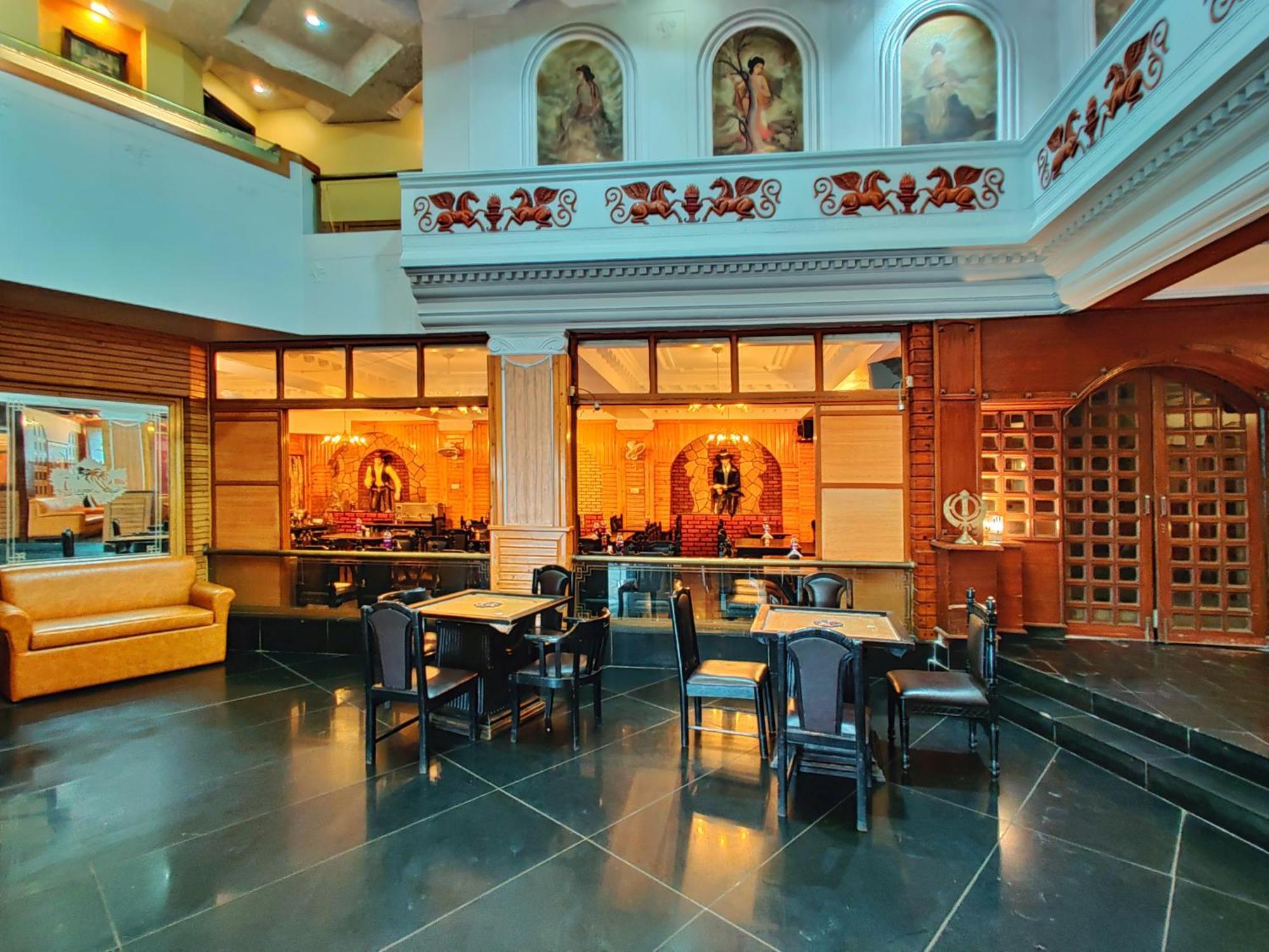 Hotel Pratap Heritage Mahābaleshwar Exteriör bild